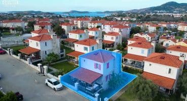 Eski Foça Satılık 4+1  Villa | İzmir Emlak Drone #gevrekmedya #gayrimenkul Satılık Arsa