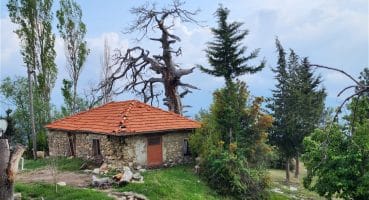 Fethiye Seydikemerde Arsa Köyünde 1.857 Metrekare Satılık Müstakil Köy içi Elma Bahçesi… Satılık Arsa