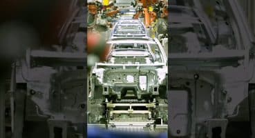 Otomobil fabrikalarında araç gövde üretimi nasıl yapılır⁉️izleyin‼️