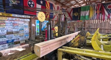 sawing oak logs for trailer decking snack video # 534 Fragman izle