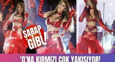 Hande Yener Belarus konserinde giydiği seksi kırmızı elbisesi ve danslarıyla gündem oldu Magazin Haberi