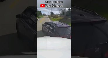 Driver Gets Lucky After Cuthing Off Semi Truck Fragman izle