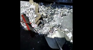 Cleaning my Semi Trailer after a Load of Scrap! What is the best way to clean my trailer out?(4) Fragman izle