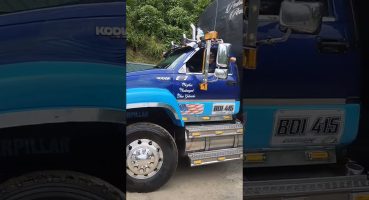 lindo camión #automobile #kenworth #shortvideos #trailer #kenwortht680 #trucker Fragman izle