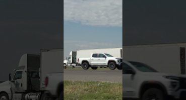 International Double Trailer Truck Saskatoon!! Fragman izle