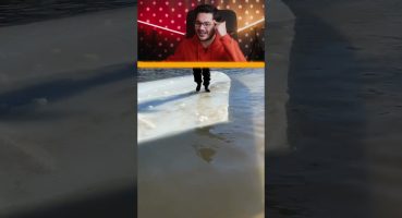Kanada’da buz gibi suya düşen adam