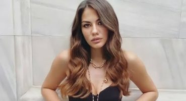 Flashh💥❤️‍🔥❤️‍🔥Demet Özdemirin bu fotolarını hiç görmediniz😱💥❤️‍🔥 Fragman izle